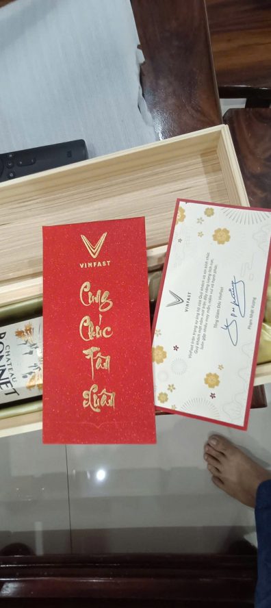 TẾt Sum VẦy CÙng BỘ QuÀ TẾt CỦa Vinfast